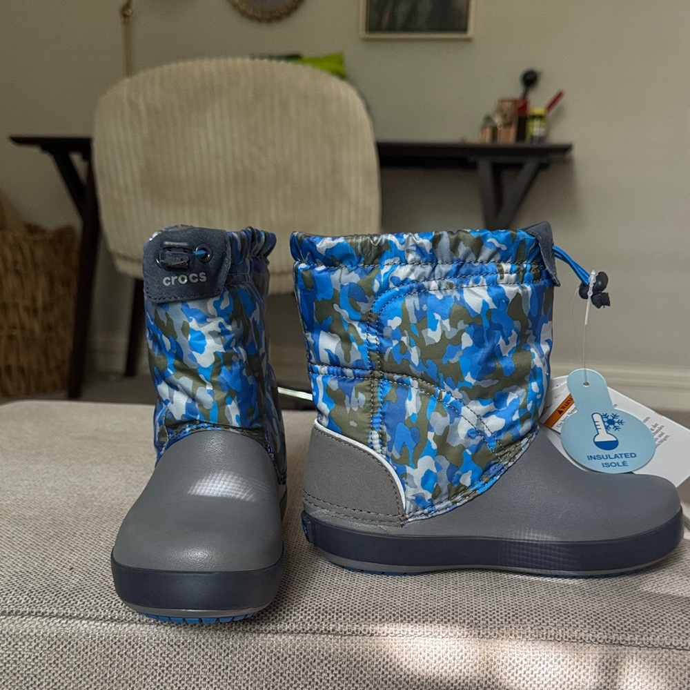 CROCS Kids' Gray and Blue Camo Boots